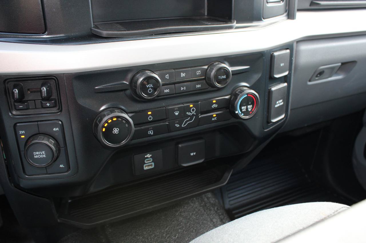 Used 2023 Ford F250 XLT w/ F-250 >10K GVWR Package AWD/4WD image 25