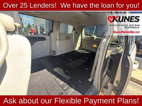 Used 2013 Dodge Grand Caravan Crew FWD image 14