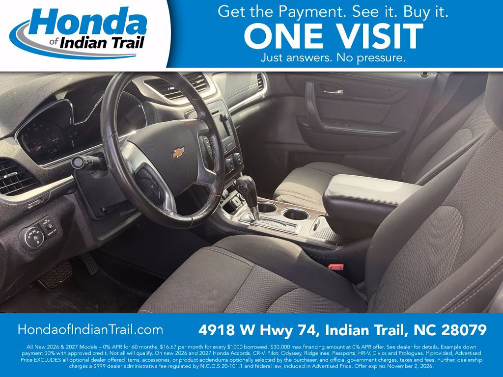 Used 2017 Chevrolet Traverse LT w/ Style and Technology Package AWD/4WD image 2
