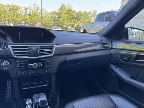 Used 2012 Mercedes-Benz E 63 AMG Sedan image 30