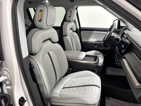 Used 2023 Rivian R1S Adventure AWD/4WD image 24