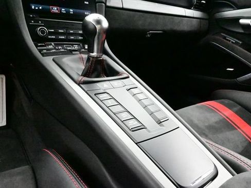 Certified 2018 Porsche 911 GT3 RWD image 11