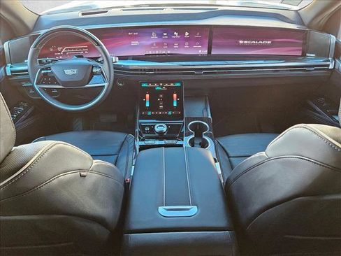 New 2026 Cadillac Escalade Luxury w/ Touring Package image 16