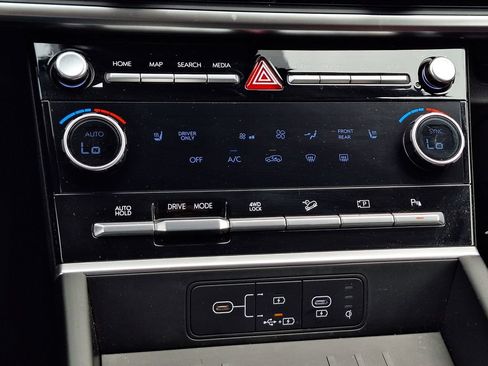 Certified 2025 Hyundai Santa Fe SEL AWD/4WD image 23