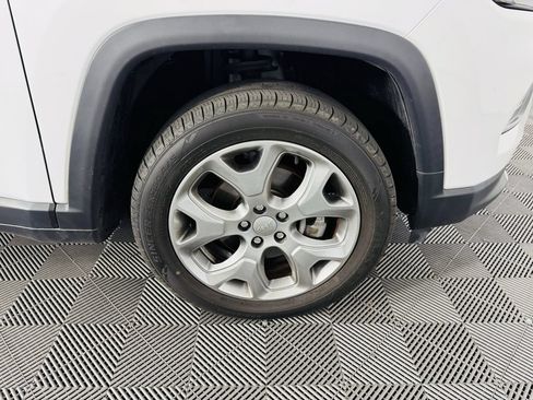 Used 2022 Jeep Compass Limited AWD/4WD image 31
