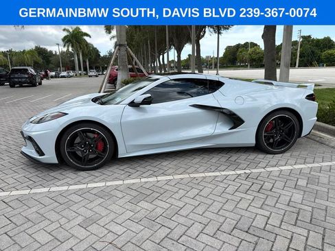 Used 2020 Chevrolet Corvette Stingray Preferred Cpe w/ 2LT Preferred Equipment Group RWD image 5