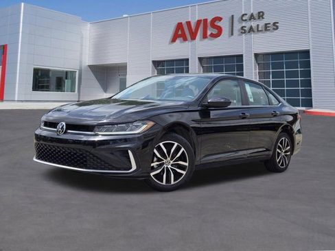 Used 2025 Volkswagen Jetta SE FWD image 1