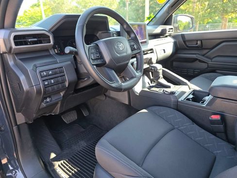 Used 2026 Toyota Tacoma SR AWD/4WD image 25