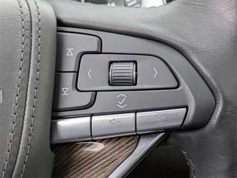 Used 2021 Cadillac XT6 Sport w/ Platinum Package image 28