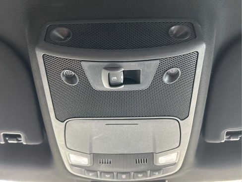 Used 2022 Ford F250 Lariat w/ Black Appearance Package image 26