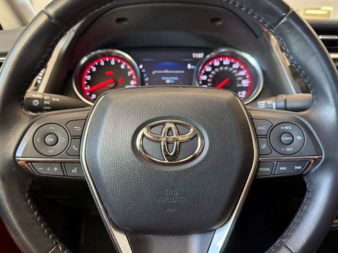 Used 2020 Toyota Camry XSE FWD image 23