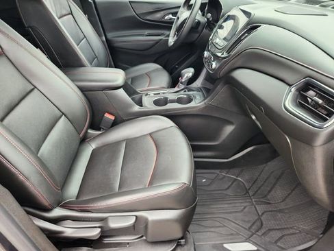 Used 2022 Chevrolet Equinox RS w/ RS Leather Package FWD image 14