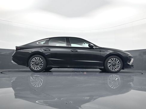 Certified 2025 Hyundai Sonata SEL FWD image 24