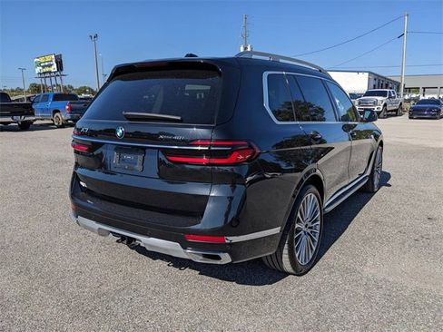 Used 2024 BMW X7 xDrive40i w/ Executive Package image 4