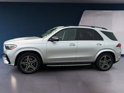 Used 2026 Mercedes-Benz GLE 450 4MATIC image 2