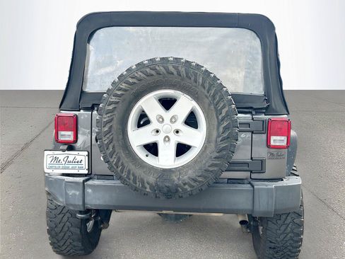 Used 2017 Jeep Wrangler Unlimited Sport w/ Quick Order Package 24S AWD/4WD image 5