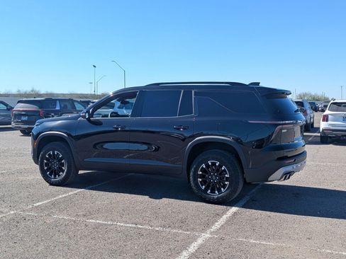 Used 2025 Chevrolet Traverse Z71 w/ Driver Confidence Package image 3