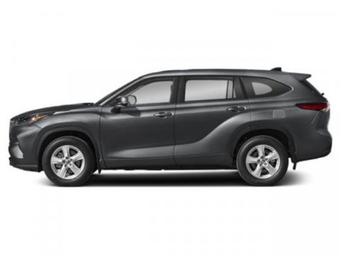 Used 2023 Toyota Highlander LE AWD/4WD image 6