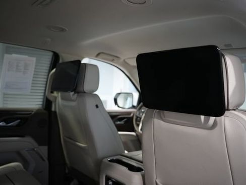 Used 2023 GMC Yukon XL Denali image 23