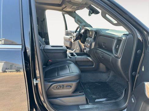 Used 2022 GMC Sierra 2500 Denali AWD/4WD image 15
