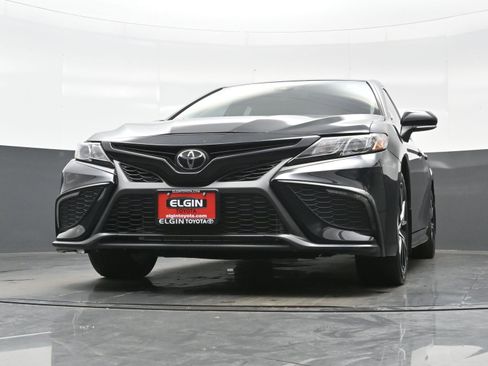 Used 2024 Toyota Camry SE FWD image 25