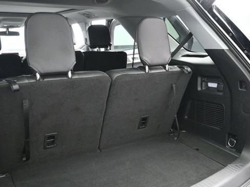 Used 2023 Ford Explorer XLT w/ Equipment Group 202A AWD/4WD image 17