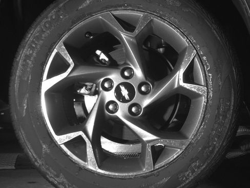 Used 2025 Chevrolet Trax LT FWD image 15
