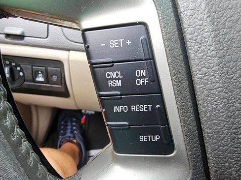 Used 2012 Ford Fusion SEL FWD image 31