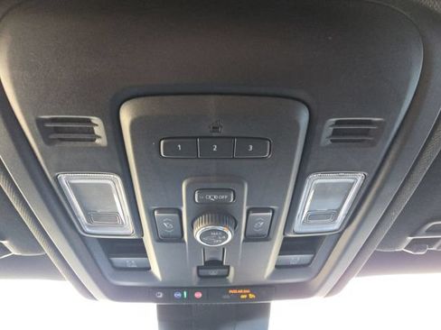 Used 2024 Chevrolet Tahoe Z71 w/ Luxury Package AWD/4WD image 47