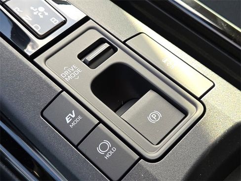 New 2026 Toyota Prius LE image 23