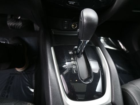 Used 2015 Nissan Rogue SL w/ SL Premium Package image 15