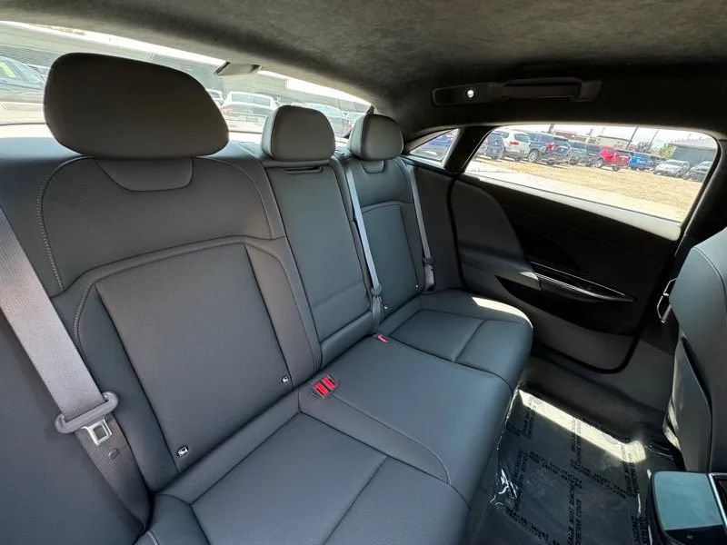 Used 2023 Lucid Air Pure AWD/4WD image 17