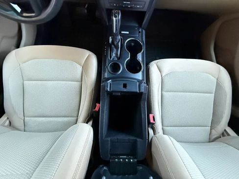 Used 2017 Ford Explorer XLT FWD image 52