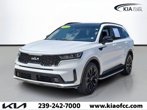 Used 2022 Kia Sorento SX AWD/4WD image 3