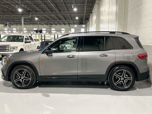 Used 2020 Mercedes-Benz GLB 250 4MATIC image 18