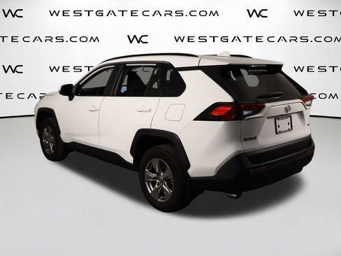 Used 2025 Toyota RAV4 XLE FWD image 44