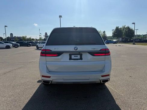 Used 2024 BMW X7 xDrive40i AWD/4WD image 4