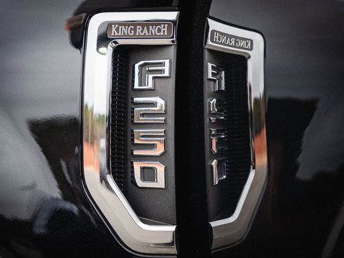 Used 2022 Ford F250 King Ranch image 25