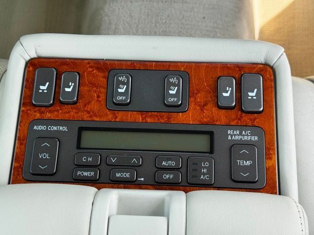 Used 2004 Lexus LS 430 RWD image 14