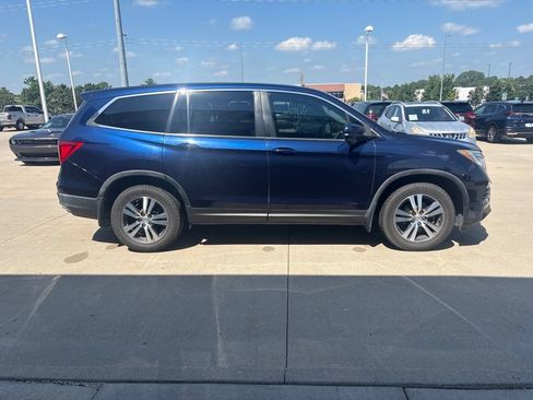 Used 2016 Honda Pilot EX image 4