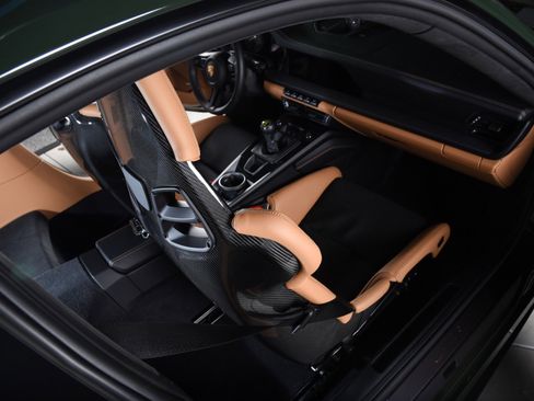 Used 2022 Porsche 911 GT3 image 7