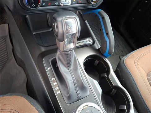 Certified 2022 Ford Bronco Outer Banks image 11