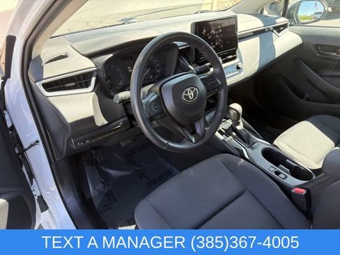 Used 2024 Toyota Corolla LE w/ LE Premium Package FWD image 12