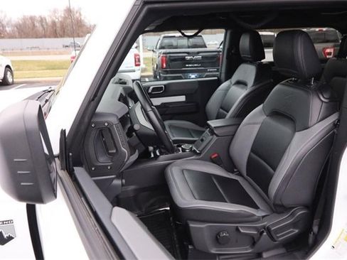 Used 2024 Ford Bronco Big Bend image 8