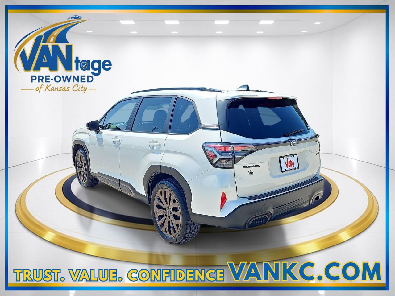 Used 2025 Subaru Forester Sport w/ Popular Package #1 AWD/4WD image 9