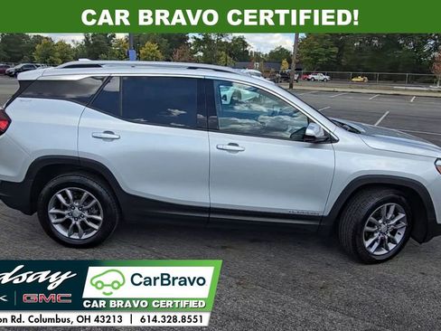 Certified 2022 GMC Terrain SLT w/ Tech Package image 9