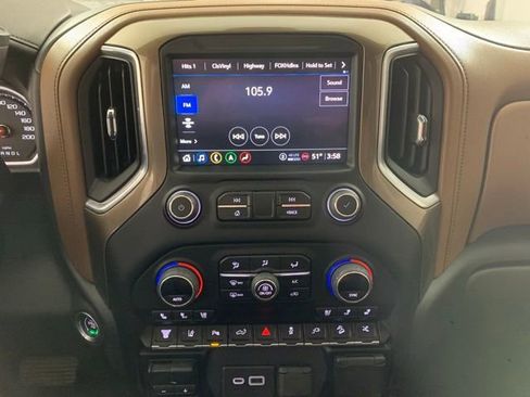 Used 2023 Chevrolet Silverado 2500 High Country w/ Z71 Off-Road Package AWD/4WD image 13