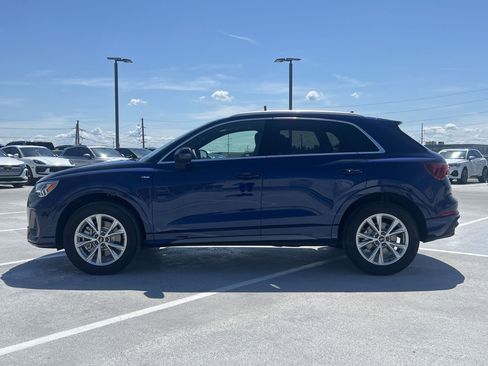 Used 2025 Audi Q3 2.0T Premium AWD/4WD image 2