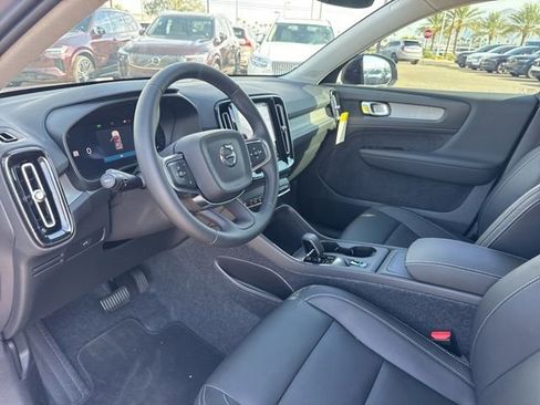 New 2026 Volvo XC40 B5 Core AWD/4WD image 11