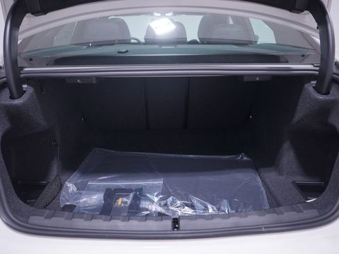 New 2026 BMW 330i Sedan image 13